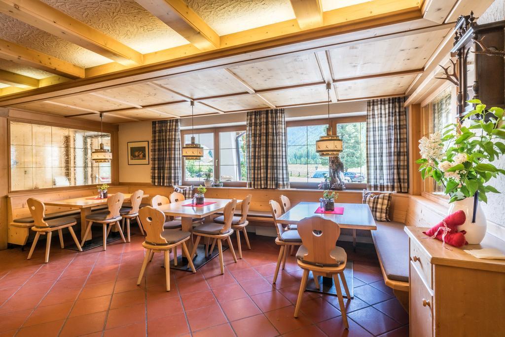 Hotel Alpenrast Riva di Tures Esterno foto