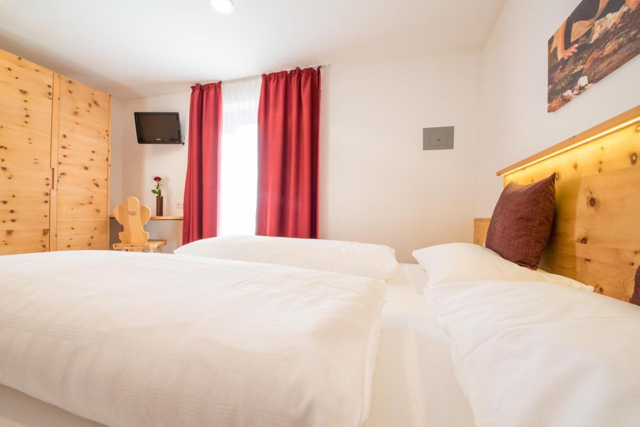Hotel Alpenrast Riva di Tures Esterno foto