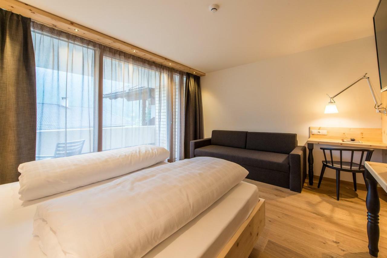 Hotel Alpenrast Riva di Tures Esterno foto